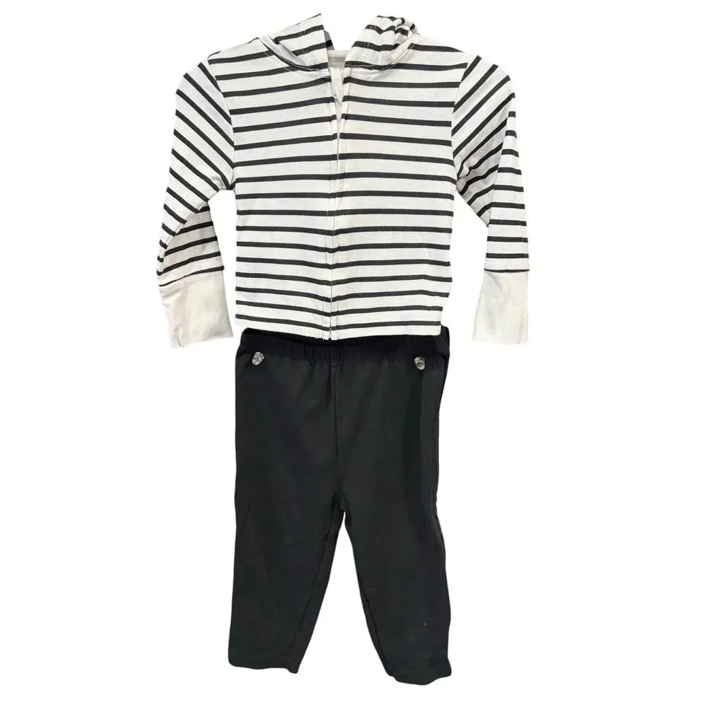 5/$20 NWOT Black and White Outfit - Hanes - 6-12mo